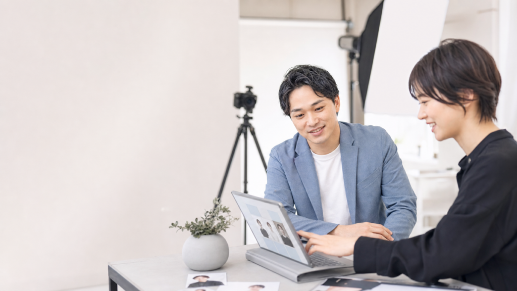 プロフィール写真の料金は何が違う？大阪の写真スタジオで後悔しない比較ポイント